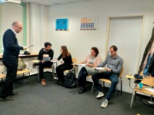 IH BET course - teaching business english